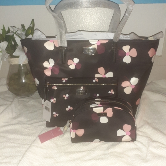 kate spade Handbags - Kate Spade 3-Piece Wilson Road Dusk Bud Bundle